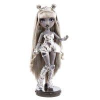 Rainbow High Shadow High Doll Luna Madison
